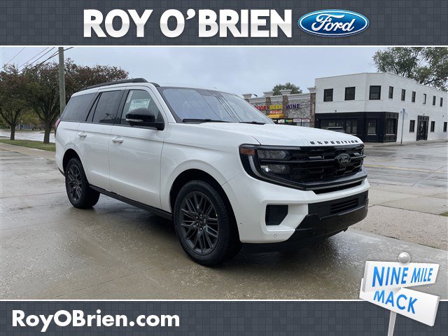 2025 Ford Expedition Platinum Image 1 of 15