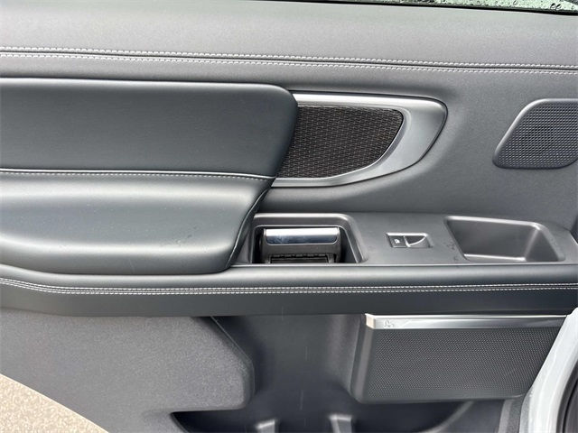 2025 Ford Expedition Platinum Image 22 of 30