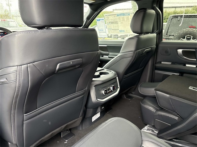 2025 Ford Expedition Platinum Image 30 of 30