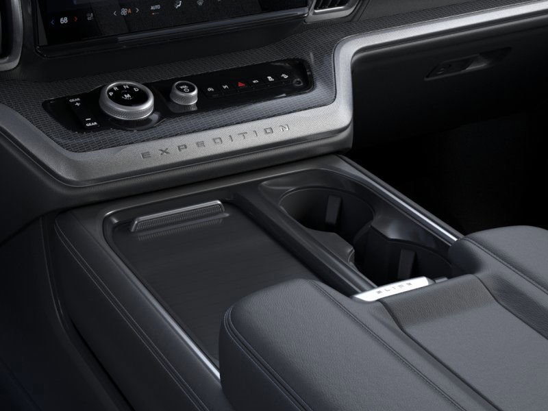 2025 Ford Expedition Platinum Image 15 of 23