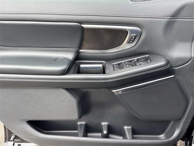 2025 Ford Expedition Platinum Image 22 of 33