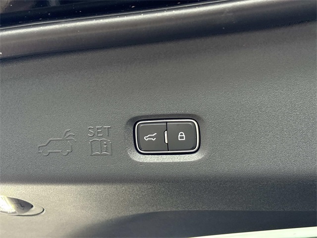 2025 Ford Expedition Platinum Image 33 of 33