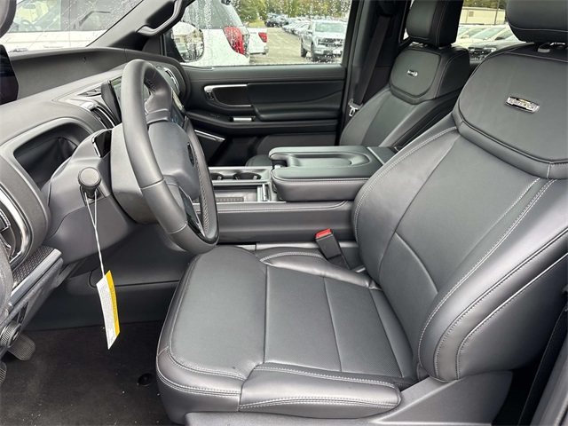 2025 Ford Expedition Platinum Image 12 of 33