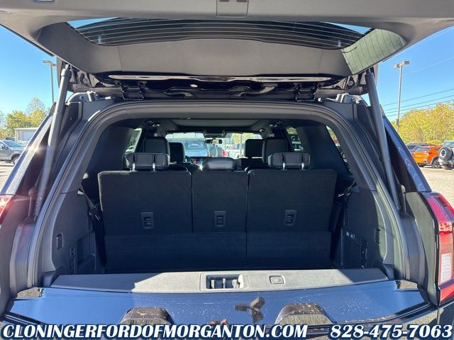 2025 Ford Expedition Platinum Image 11 of 46