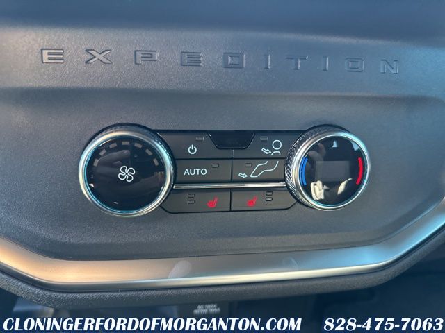 2025 Ford Expedition Platinum Image 23 of 46