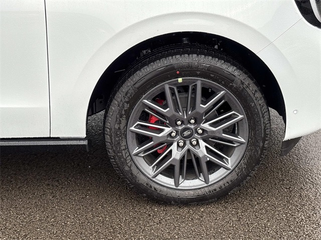 2025 Ford Expedition Platinum Image 9 of 30