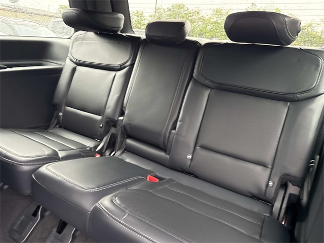 2025 Ford Expedition Platinum Image 11 of 30