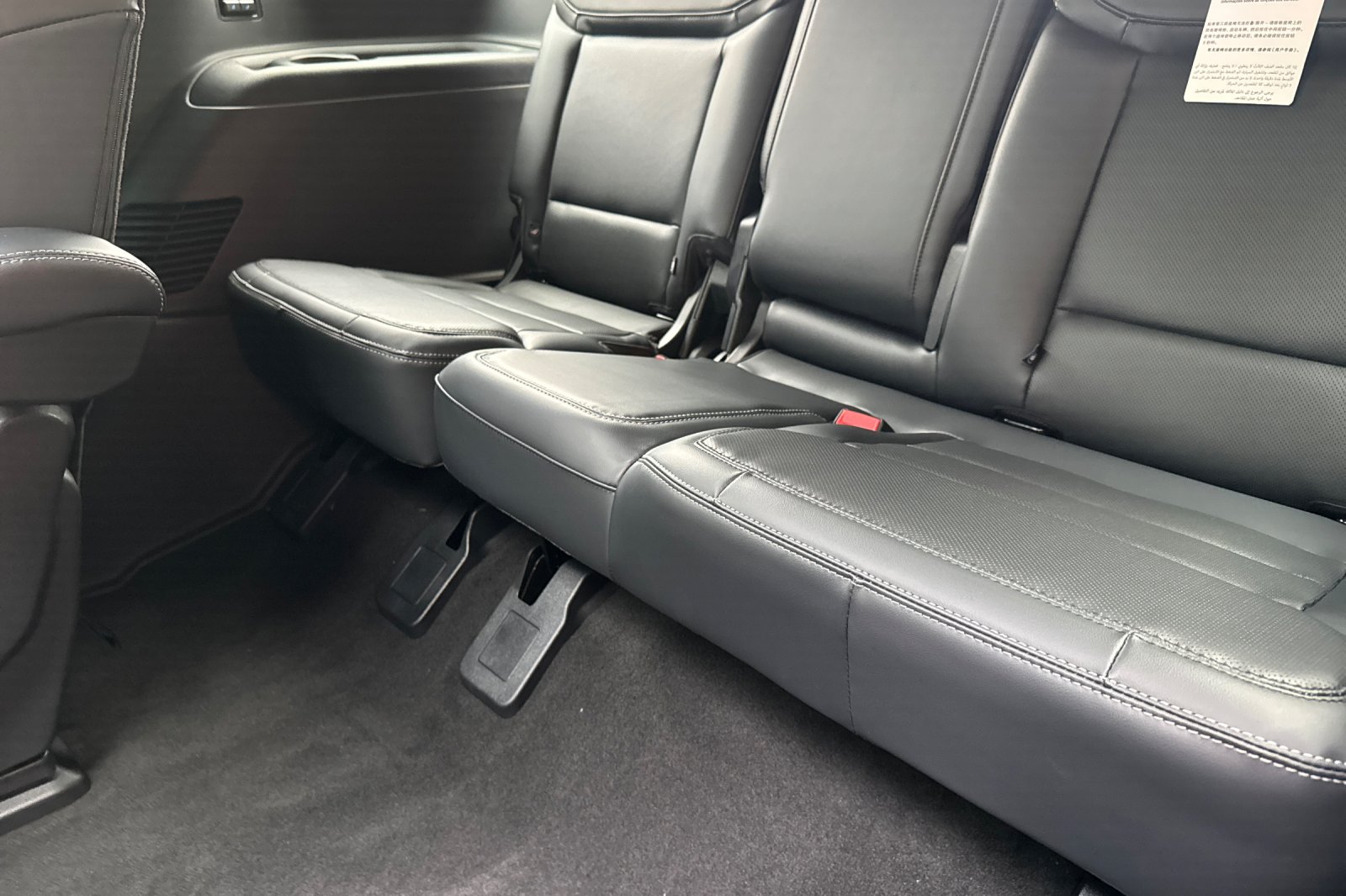 2025 Ford Expedition Platinum Image 8 of 26