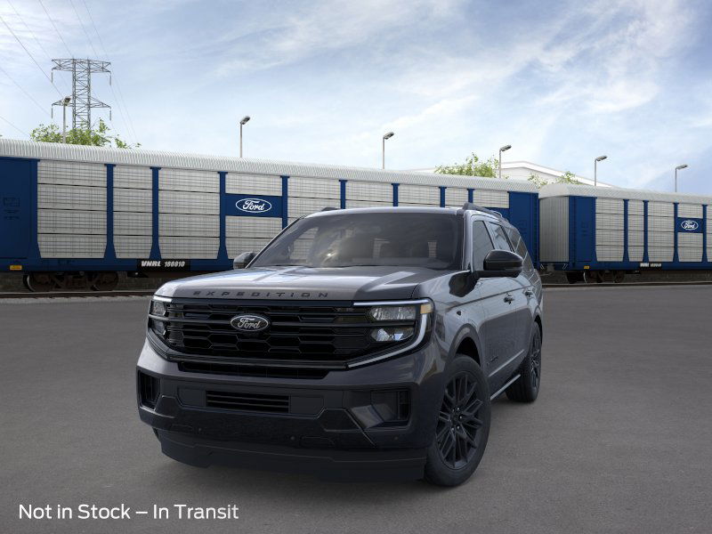 2025 Ford Expedition Platinum Image 2 of 23