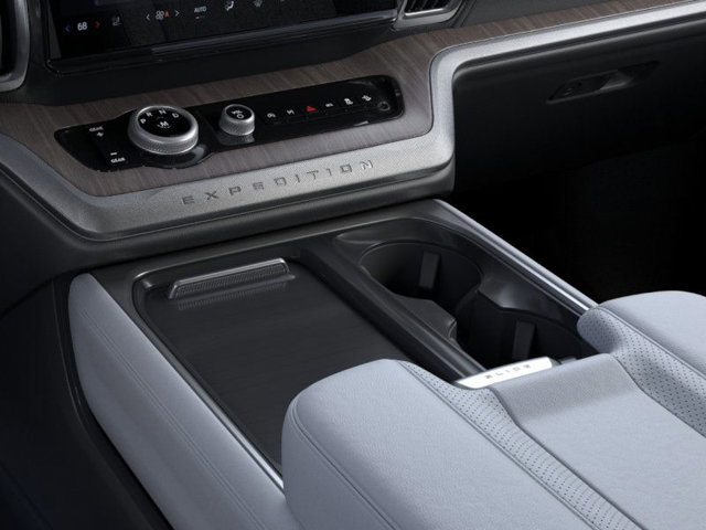 2025 Ford Expedition Platinum Image 16 of 23