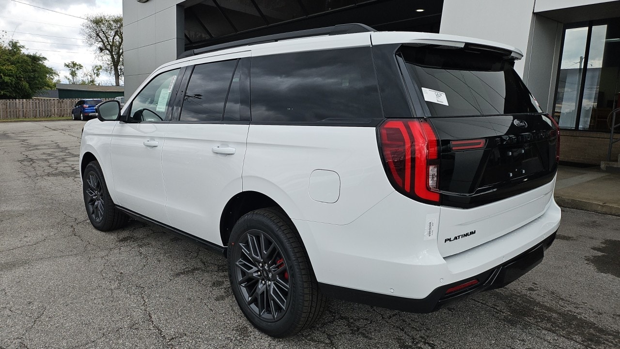 2025 Ford Expedition Platinum Image 3 of 17
