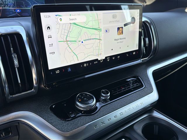 2025 Ford Expedition Tremor Image 19 of 30