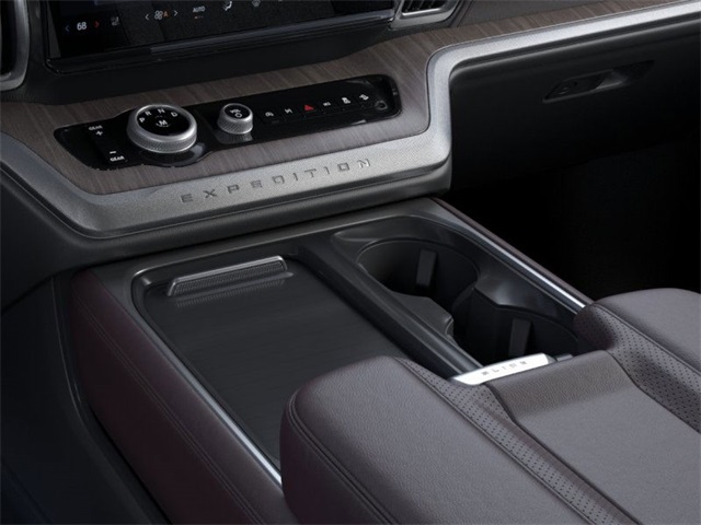 2025 Ford Expedition MAX Platinum Image 15 of 23