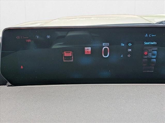 2025 Ford Expedition MAX Platinum Image 12 of 17