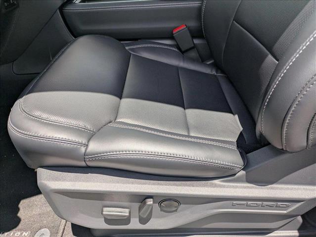2025 Ford Expedition MAX Platinum Image 17 of 17