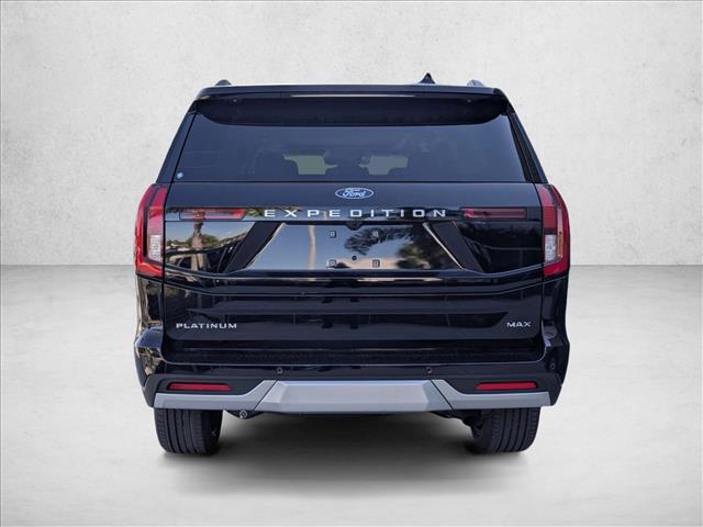2025 Ford Expedition MAX Platinum Image 4 of 16