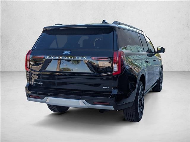 2025 Ford Expedition MAX Platinum Image 3 of 16
