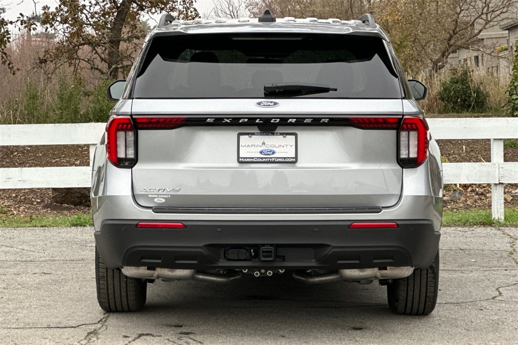 Vehicle image 7 of 29
