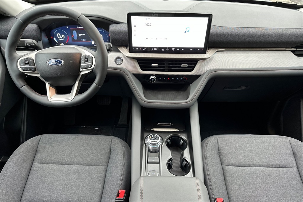 Vehicle image 15 of 29