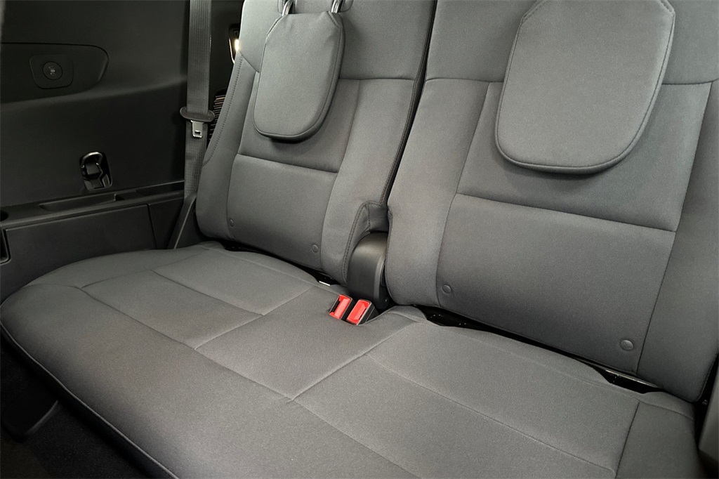 Vehicle image 12 of 29