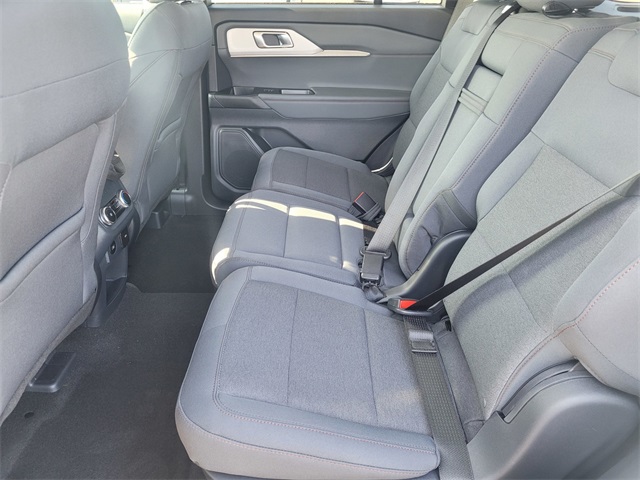 Vehicle image 6 of 11