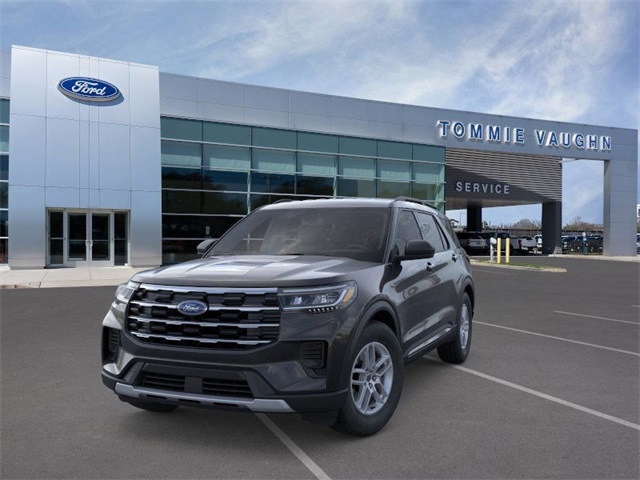 2025 Ford Explorer Active Image 2 of 23
