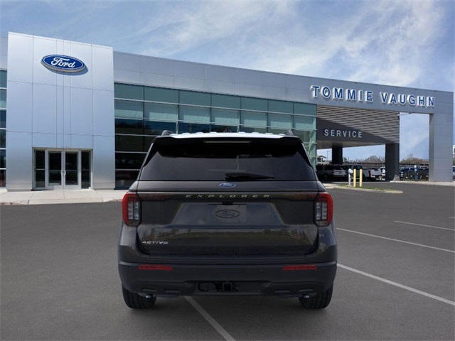 2025 Ford Explorer Active Image 6 of 23
