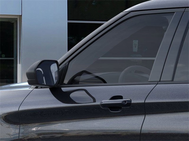 2025 Ford Explorer Active Image 18 of 23