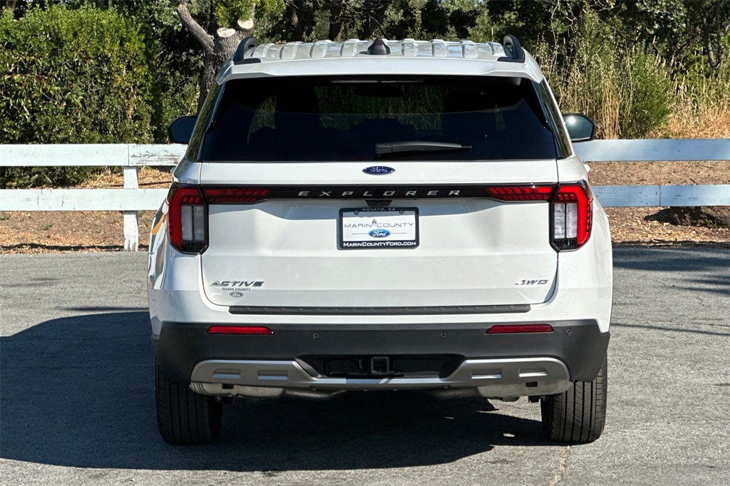 Vehicle image 7 of 29