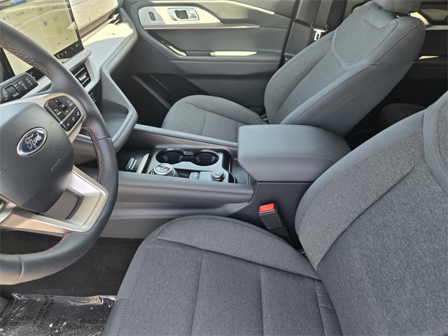 Vehicle image 5 of 11