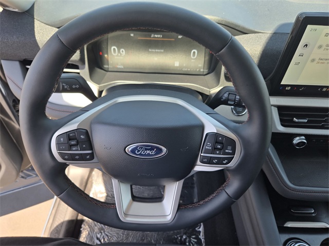 Vehicle image 6 of 11