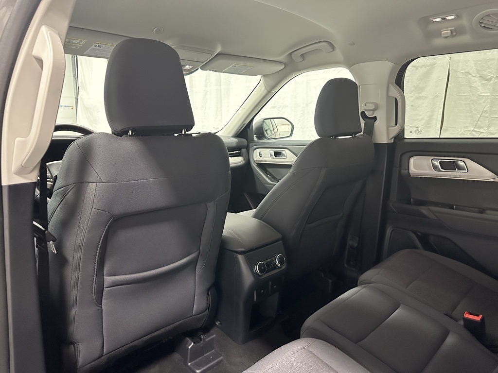 2025 Ford Explorer Active Image 20 of 66