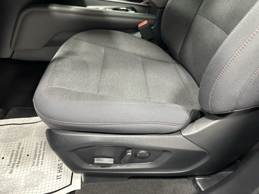 2025 Ford Explorer Active Image 62 of 66