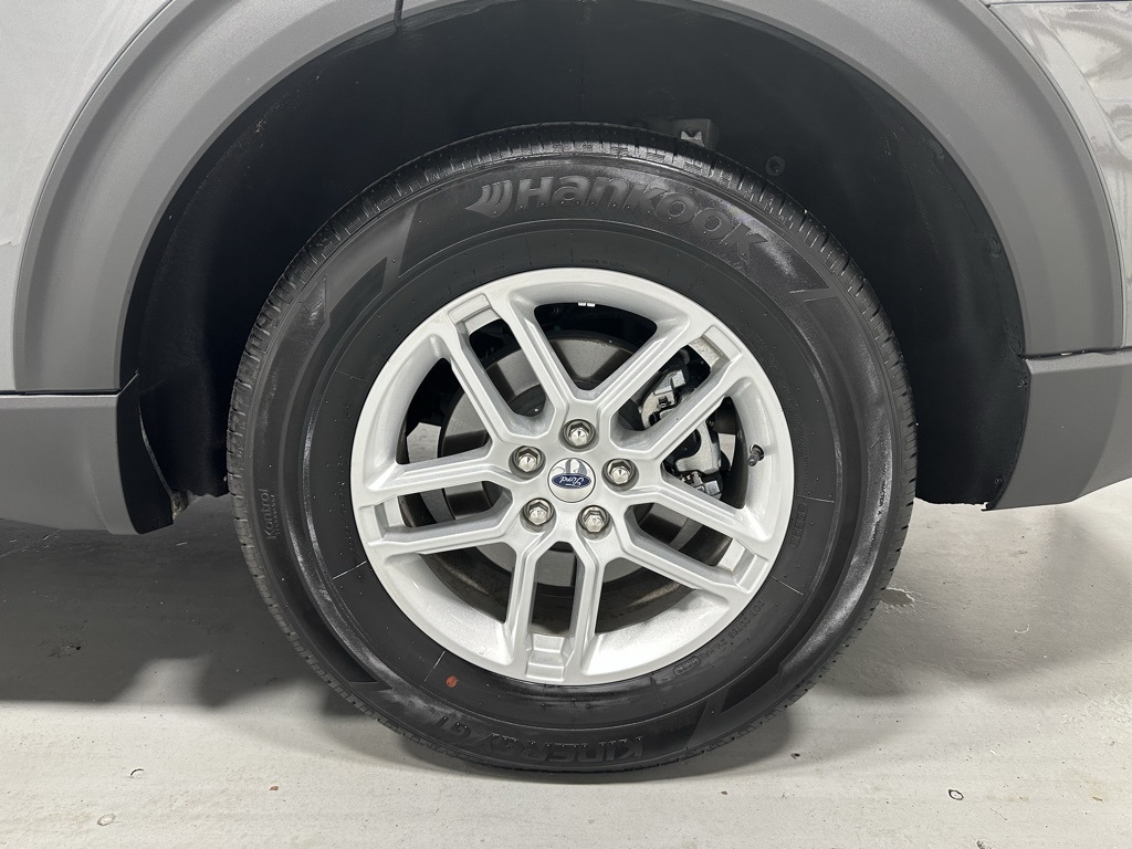 2025 Ford Explorer Active Image 14 of 66