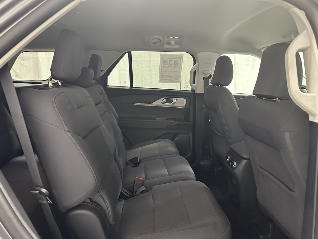 2025 Ford Explorer Active Image 21 of 66