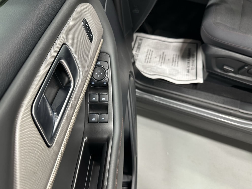 2025 Ford Explorer Active Image 65 of 66