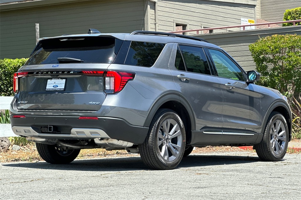 Vehicle image 6 of 29