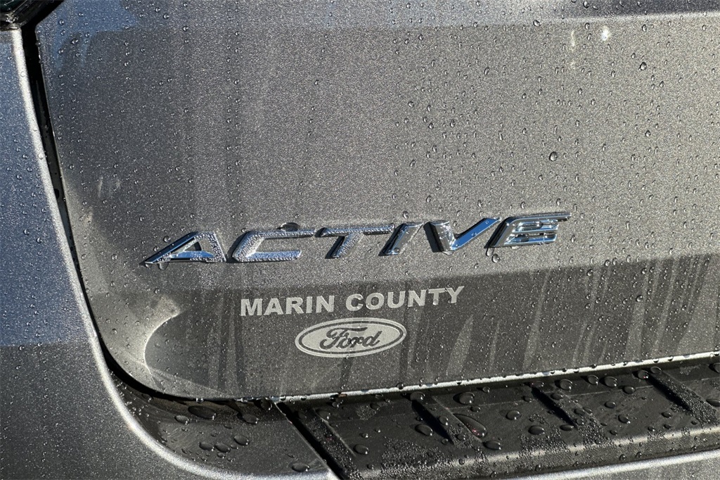 Vehicle image 28 of 29