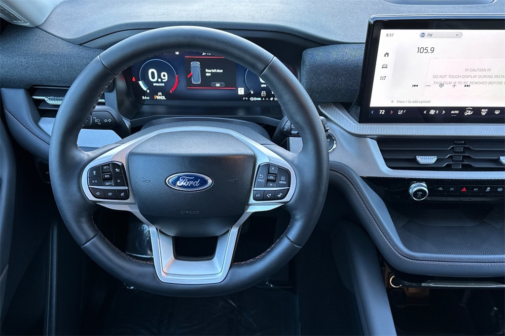Vehicle image 14 of 29