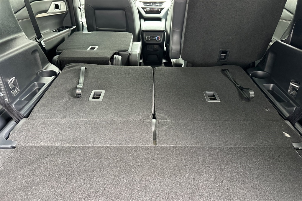 Vehicle image 11 of 29