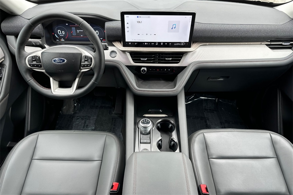Vehicle image 15 of 29