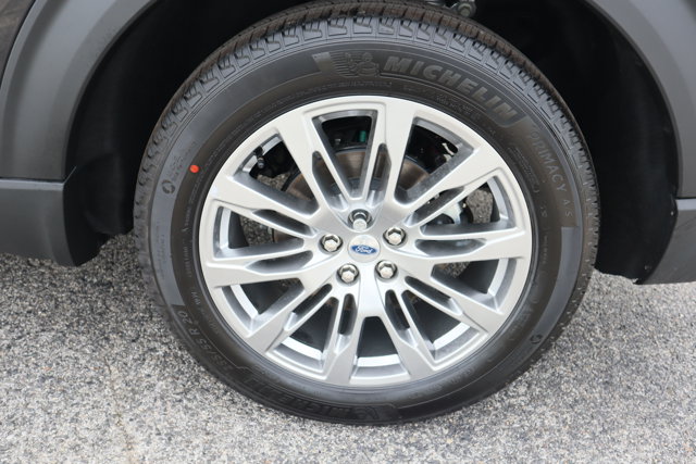 Vehicle image 14 of 37