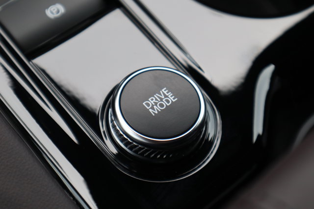 Vehicle image 29 of 37