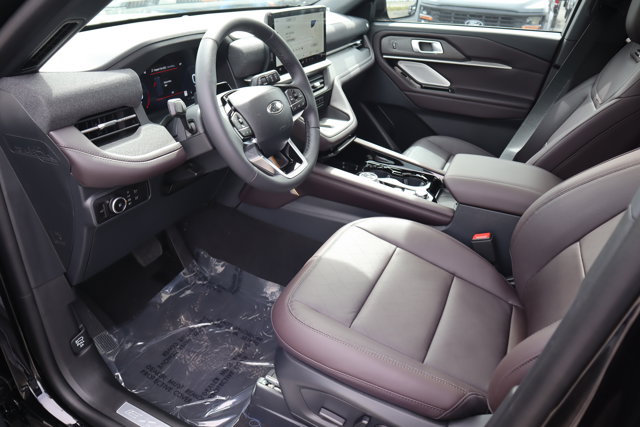 Vehicle image 16 of 37