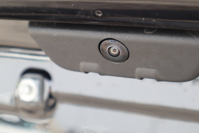 Vehicle image 8 of 37