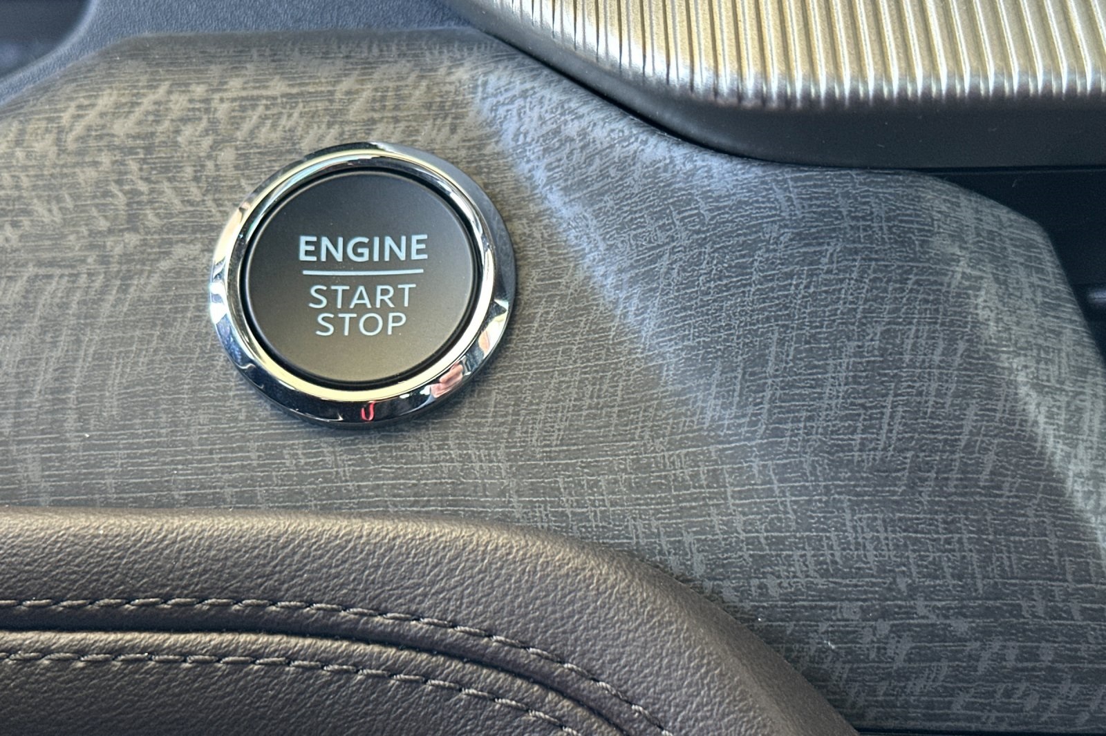 Vehicle image 24 of 31