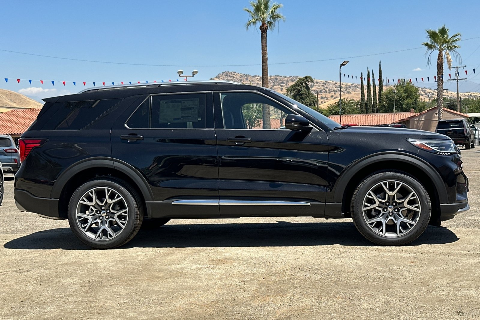 Vehicle image 5 of 31