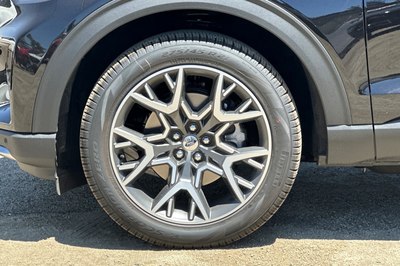 Vehicle image 10 of 31