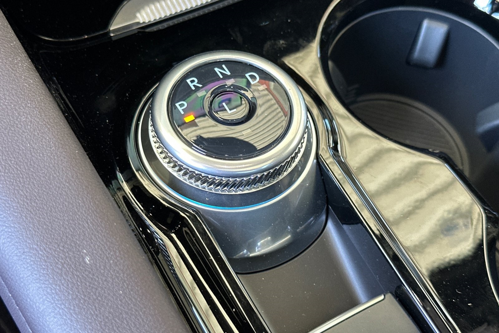 Vehicle image 27 of 31
