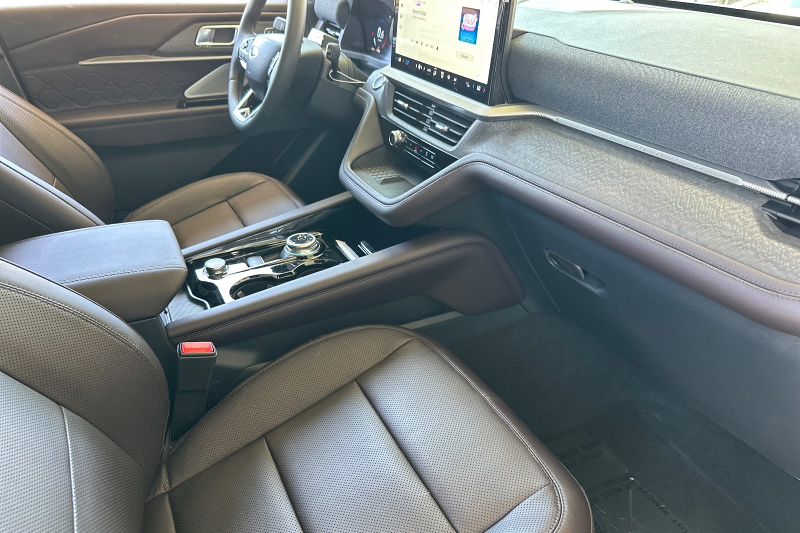 Vehicle image 29 of 31